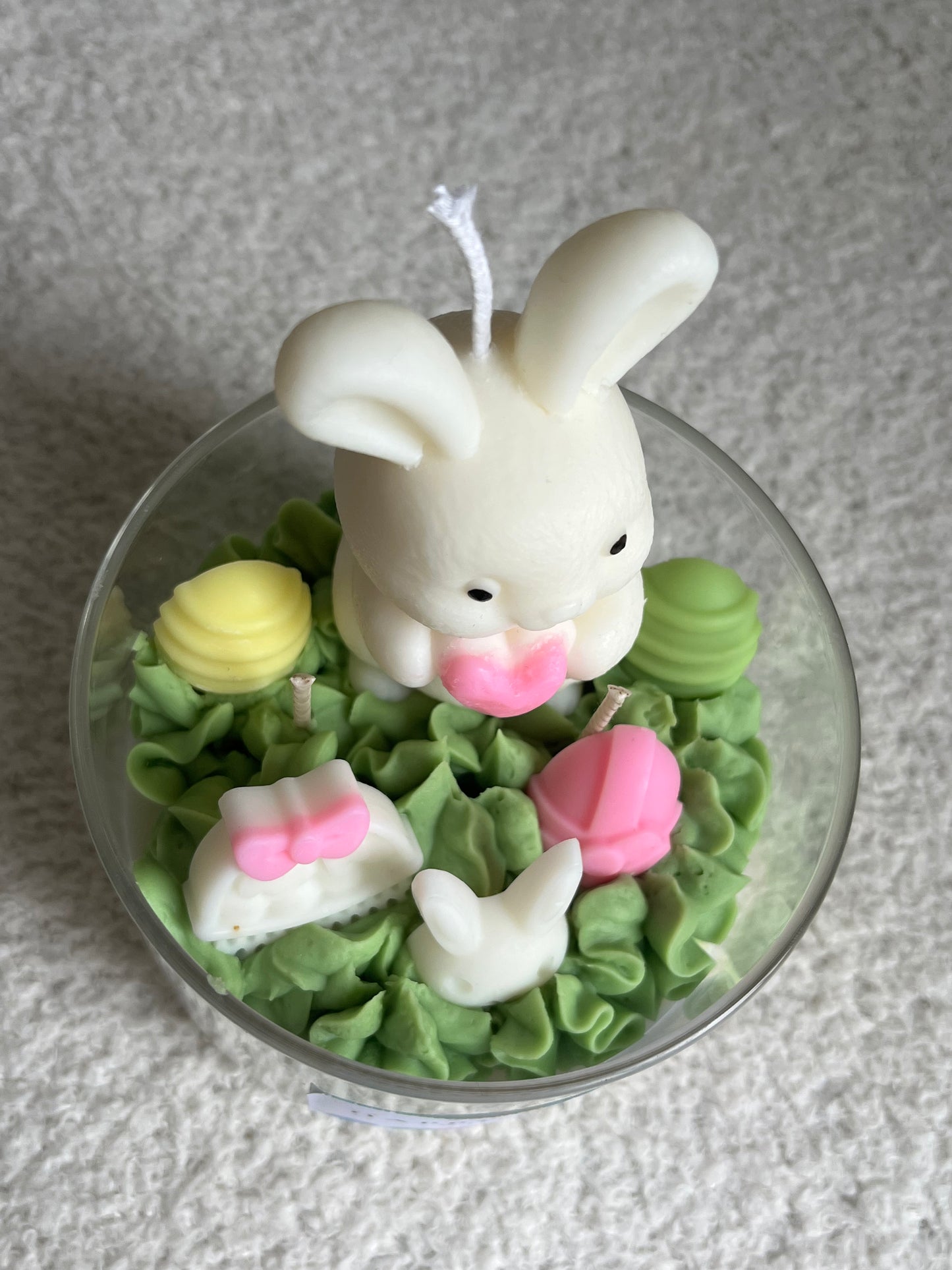 Bunny hop candle
